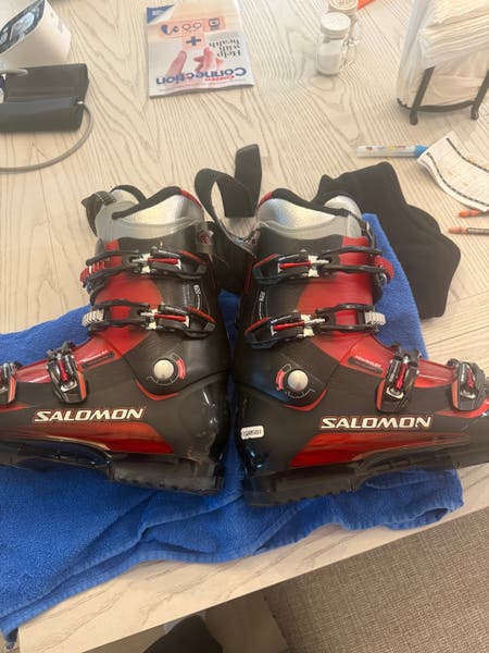 Mondo 28 & 28.5 Men's Salomon All Mountain Mission GT Ski Boots