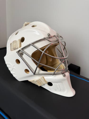 Bauer 961 SE Pro Custom Goalie Mask - Fleury