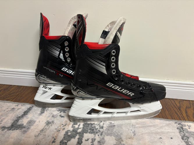 2023 Bauer Vapor X4 Hockey Skates 8.5 Fit 1 (used)