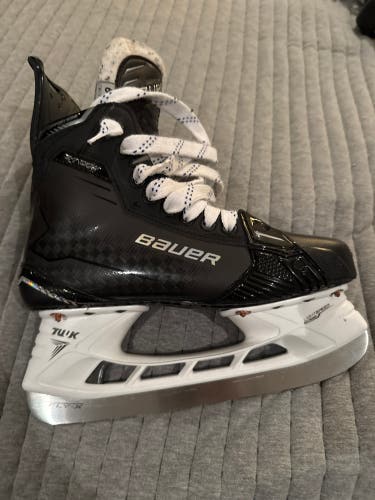 2024 Bauer Supreme Shadow Hockey Skates 6 (Used)