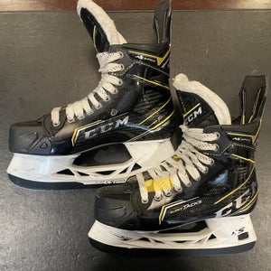 CCM Super Tacks AS3 Pro Hockey Skates Regular Width 6 (Used)