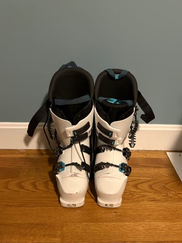 Mondo 24 & 24.5 HEAD Raptor WCR Ski Boots Stiff Flex (Used)
