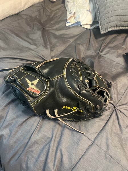 All Star CM3000BK RH Catcher's Glove 34" (Used)