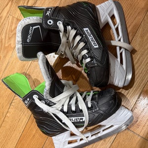 2021 Bauer XLS Junior Hockey Skates Size 1 (Used)