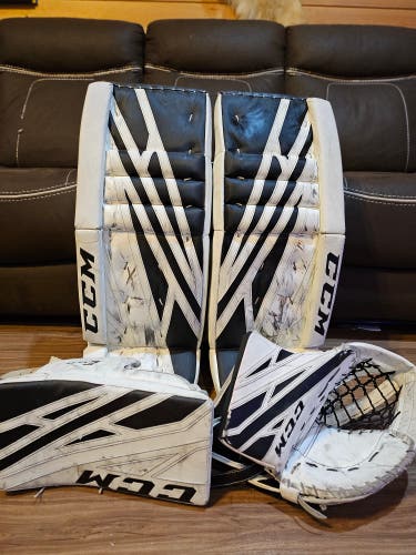 32" +1 CCM Extreme Flex 4.5 Regular Goalie Full Set (Used)