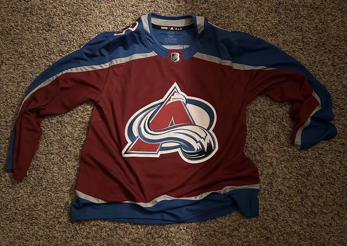 Colorado avalanche hockey jersey size 56 men’s