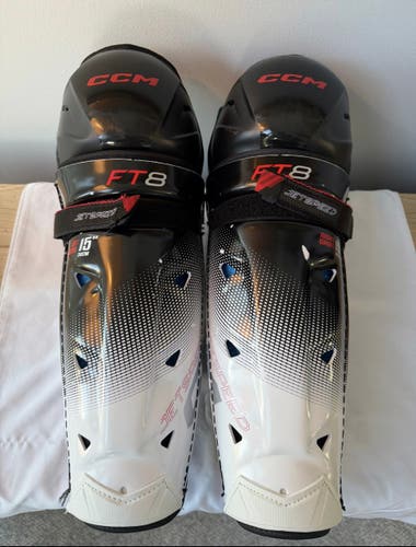 Senior CCM JetSpeed FT8 15" Shin Pads (Used)
