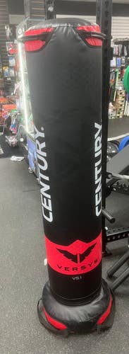 Used Century VERSYS VS.1 Boxing Heavy Bag Black 100 lb 11497-S000154565