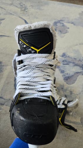 CCM Super Tacks Vector Premier | Size 7 Regular (Used)