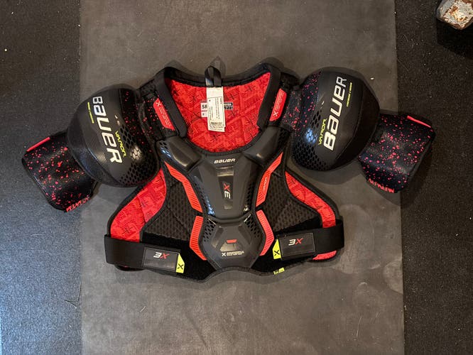 Medium Senior Bauer Vapor 3X Shoulder Pads