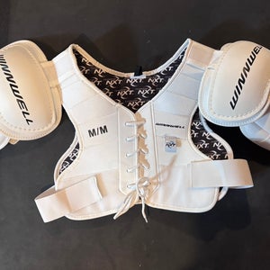 Medium Senior Winnwell Shoulder Pads