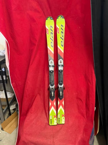 Skis: Elan 130 cm All Mountain Skis (Used)