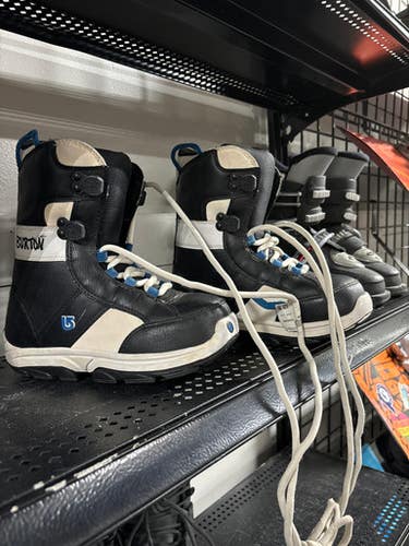 Burton (Used) Size M 4.0 (W 5.0) Men's Snowboard Boots