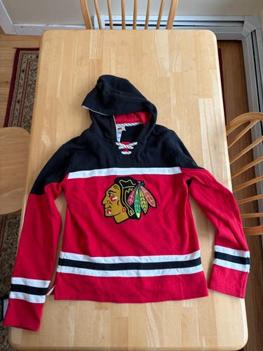 Youth XL Chicago Blackhawks Sweatshirt