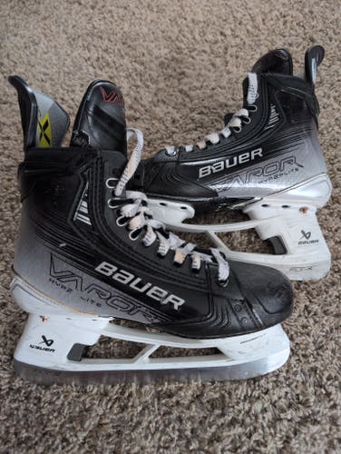 Bauer Hyperlite 2. Fit 2, Size 5.5