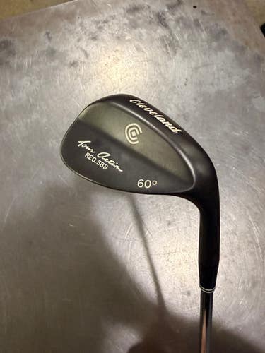 Used Cleveland TOUR ACTION REG 588 Golf Wedge Mens RH 60 Degree 11605-S000211672