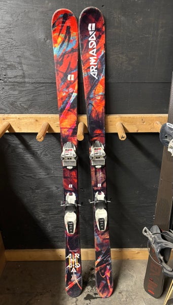 Park 156 cm Armada ARV 84 Skis With Bindings Max Din 11 (Used)