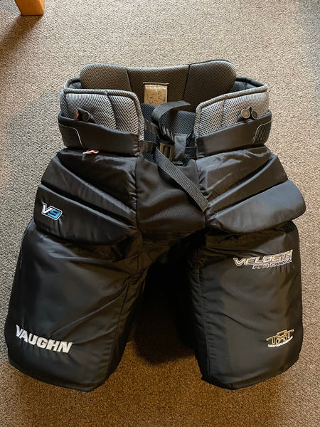 Senior Large Vaughn Velocity V9 Pro Hockey Goalie Pants
