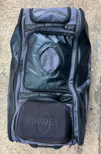Gray Bownet Commander Catchers Bag (Used)