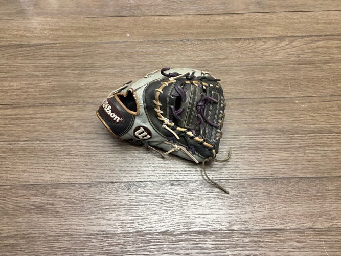Wilson A2000 1617 12.5" First Base Mitt
