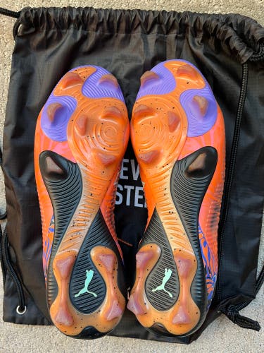 Puma Future 8 Ultimate Creativity FG – Size 9.5 – Lightly Worn – Excellent Condition