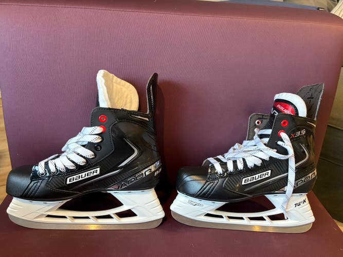 Bauer Vapor X3 Hockey Skates 6.5 (New)
