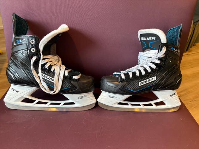 Bauer Vapor VOLT Hockey Skates 7.5 (New)