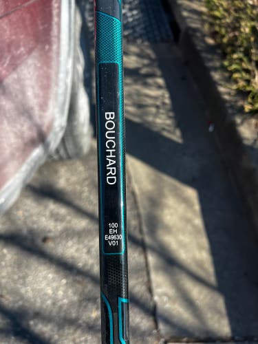 Evan Bouchard pro stock Vizion