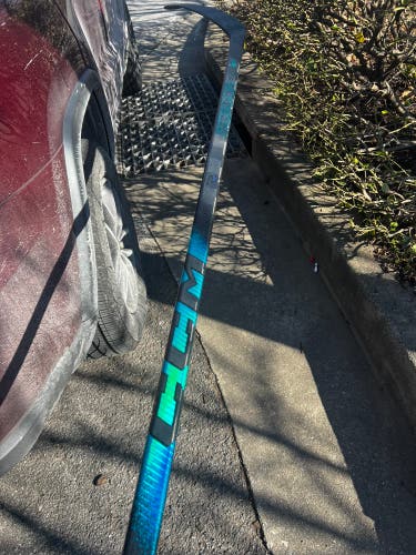 Senior CCM Ribcor Trigger 10 Pro Right Handed Hockey Stick P28+1/4 75 Flex (Used)