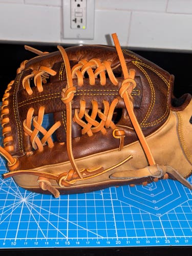 Mizuno LH Infield Classic Pro Soft Baseball Glove 11.75"