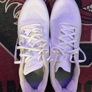 White Men's Size M 9.5 (W 10.5) Adult Nike Huarache Low Top (New)