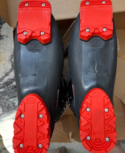 Mondo 29 & 29.5 Men's Rossignol All Mountain AllTrack 90 Ski Boots Soft Flex (Used Once - Like New!)