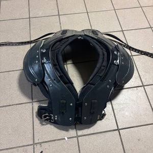 XL/L Adult Douglas Legacy Shoulder Pads (Used)