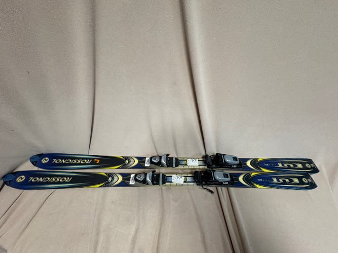 All Mountain 160 cm Rossignol CUT Skis With Bindings (Used)