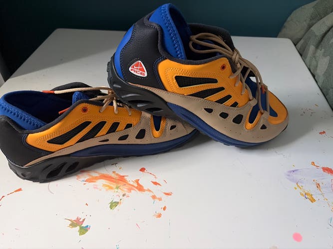 Nike ACG Air Exploraid Hyper Royal Laser Orange FJ1920-400 Men’s Size 11.5