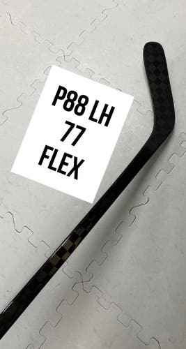 Senior(1x)Left P88 77 Flex ProBlackStock™ Unbranded Blackouts Pro Stock Nexus Hockey Sticks