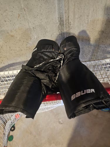 Men's Senior XL Bauer Hockey Pants