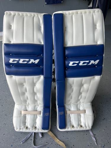 33" CCM Retro Flex Pro Goalie Leg Pads (used) Excellent condition