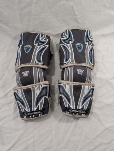 Medium Adult Warrior MLL Pro Series Arm Pads (Used)