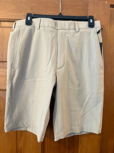 Walter Hagen Golf Shorts Men's 30 New $70 Retail