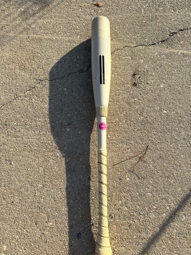 2025 Warstic Bonesaber Composite USSSA Certified Bat (-8) 22 oz 30" (Used)