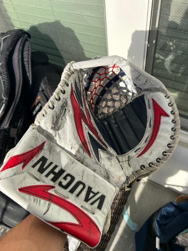 Vaughn Velocity 7600 Regular glove