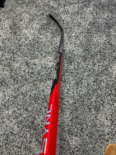 Intermediate Bauer Nexus Sync Right Handed Hockey Stick P92 55 Flex (Used)