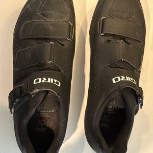 Men's Size 13 Giro Bike Shoes (Used)