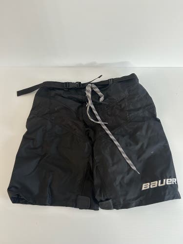 Like New Senior Large Bauer Team Hockey Pant Covers - Black