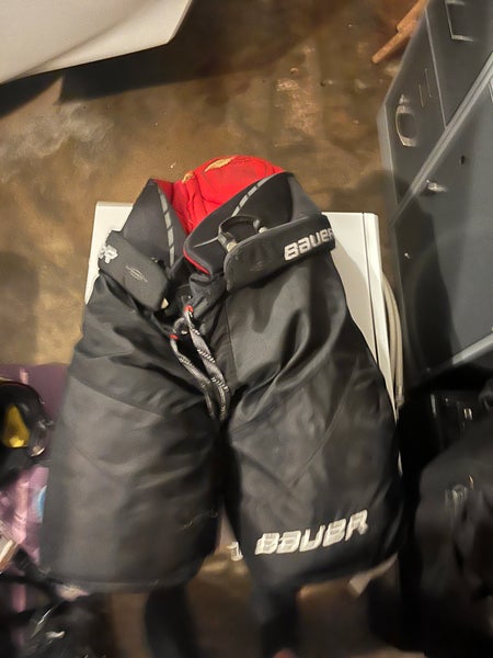 Men's Intermediate Large Bauer Vapor X700 Hockey Pants (Used)