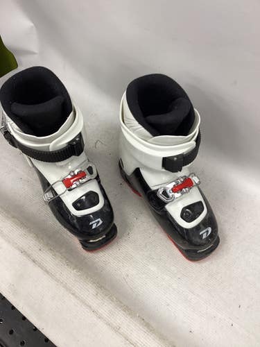 Used Dalbello CX2 Boys DH Ski Boot Black 225 MP - J04.5 - W5.5 11851-S000041836