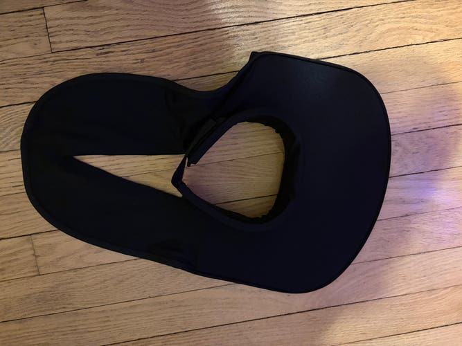 Used Medium Ecopro neck guard