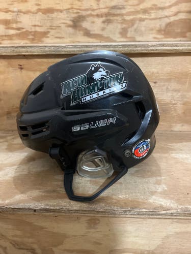 Medium Bauer Re-Akt Helmet (Used)