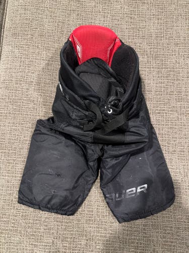 Youth Small Bauer Nsx Hockey Pants (Used)